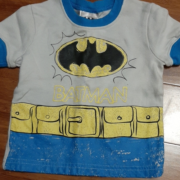 💜4/$20💜 Batman Pajamas - Picture 3 of 3